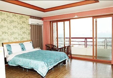 Seaside House Pension Seogwipo Bilik gambar