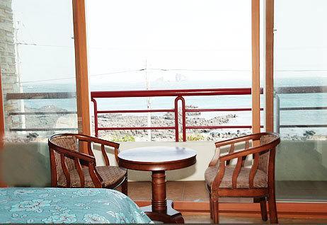 Seaside House Pension Seogwipo Bilik gambar