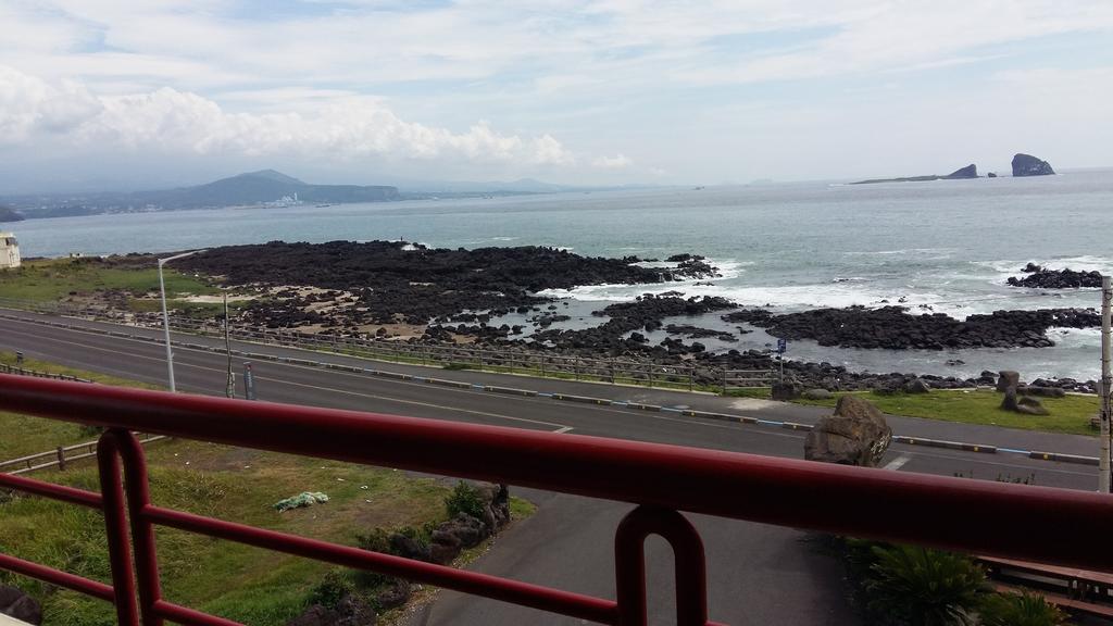 Seaside House Pension Seogwipo Bilik gambar